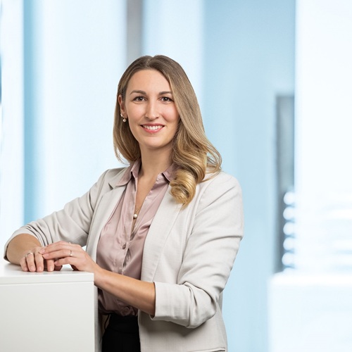 Vera Güldiken, Sales Account Managerin ABF-Apotheke